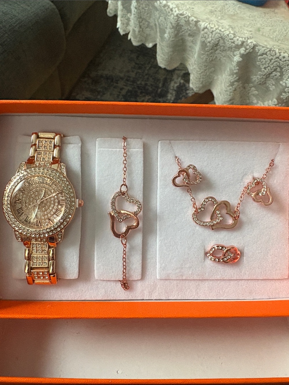 Rose Gold Heart Jewelry Set with Crystal Accents - Women's Accessories